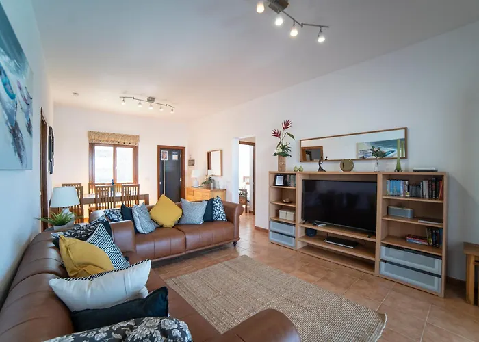 Maderita - Lovely 3 Bed In