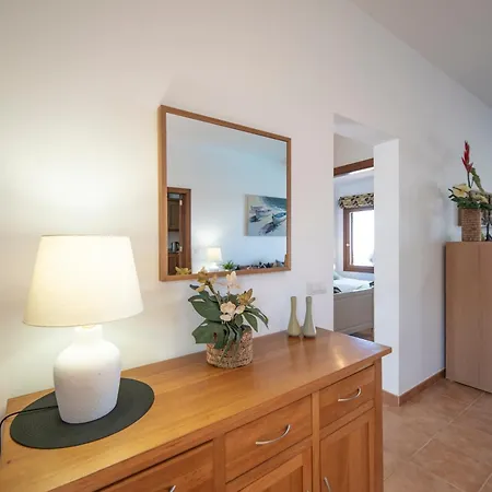 Maderita - Lovely 3 Bed In * Playa Blanca (Lanzarote)