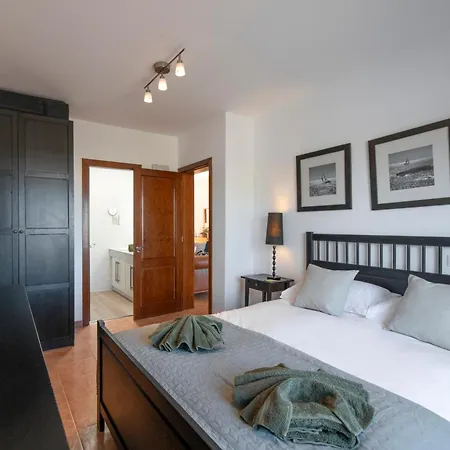 Maderita - Lovely 3 Bed In * Playa Blanca (Lanzarote)